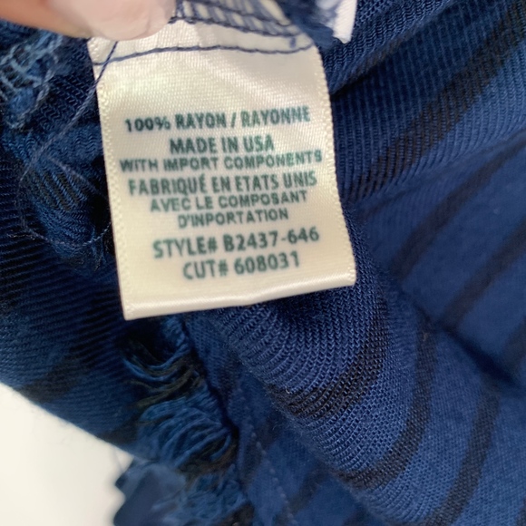 Cloth & Stone Button Stripped Back Top with tie - Picture 5 of 8